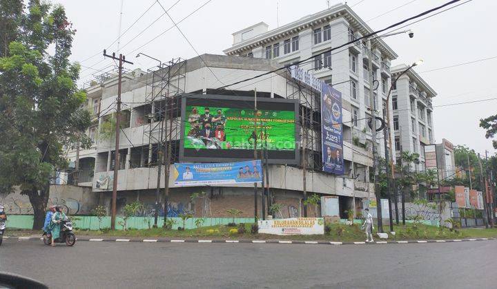 Tanah Komersial Hook Simpang 4 Jalan Putri Hijau, Medan Barat 1