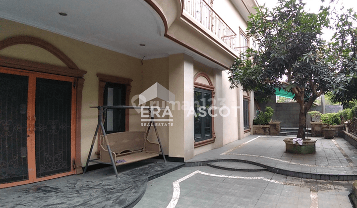 Rumah Hook Inti Kota Komplek Elite Taman Malibu, Medan Polonia 2