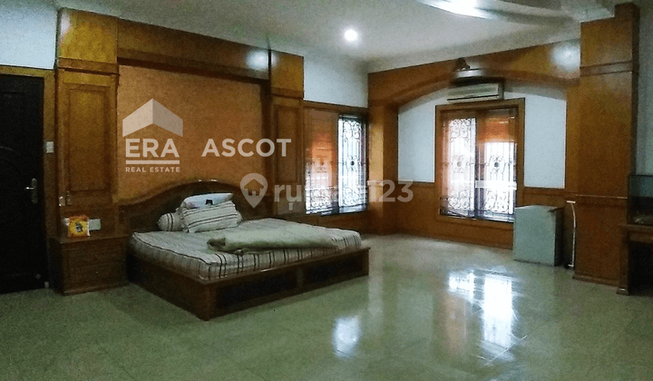 Rumah Hook Inti Kota Komplek Elite Taman Malibu, Medan Polonia 2