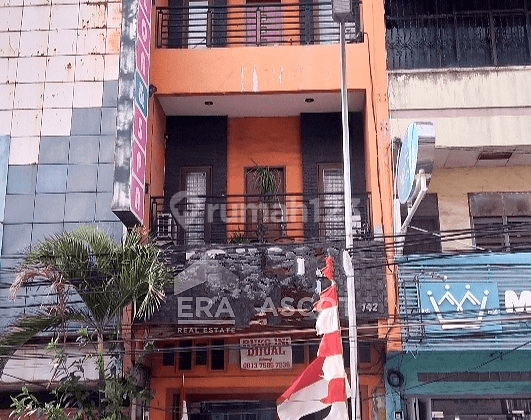 Ruko Strategis Inti Kota Jalan Zainul Arifin, Medan Polonia 1