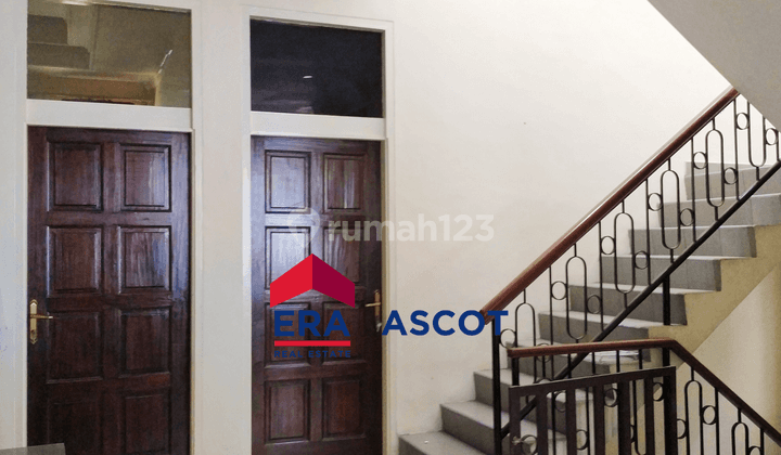 foto lainnya rumah komplek elite komplek villa