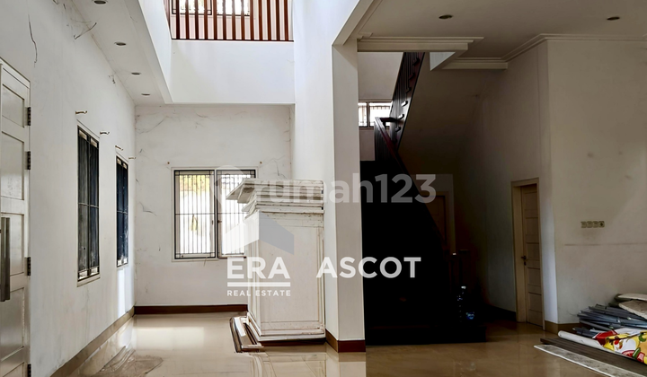 Prime Location City Core Hook House on Jalan Tumapel, Medan Petisah 2