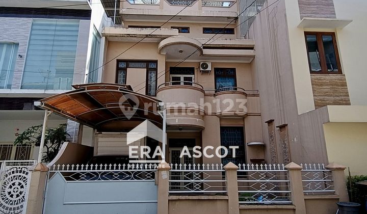 Rumah Inti Kota Komplek Elit Komp Villa Makmur Indah, Medan Barat 2