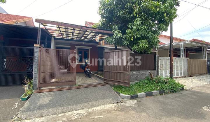 Rumah Bagus Minimalis Puri Dago Antapani Tengah Kota Bandung SHM