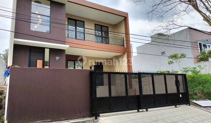 Rumah Bagus Modern Di Setiabudi Regency Kota Bandung Utara SHM 2