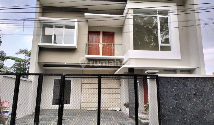 Rumah Baru Downslope Di Komplek Exclusive Gegerkalong Bandung SHM 1