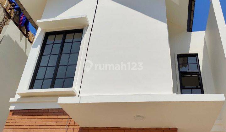 Rumah 2 Lantai Di Padasuka Cibeunying Kidul Cicahuem Bandung SHM 1