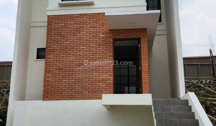 Rumah 2 Lantai Di Padasuka Cibeunying Kidul Cicahuem Bandung SHM 2