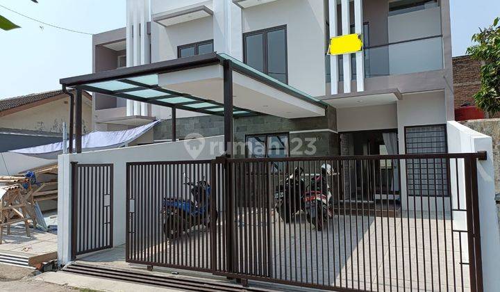 Rumah Baru Minimalis 2 Lantai Di Komplek Riung Hegar Kota Bandung 1