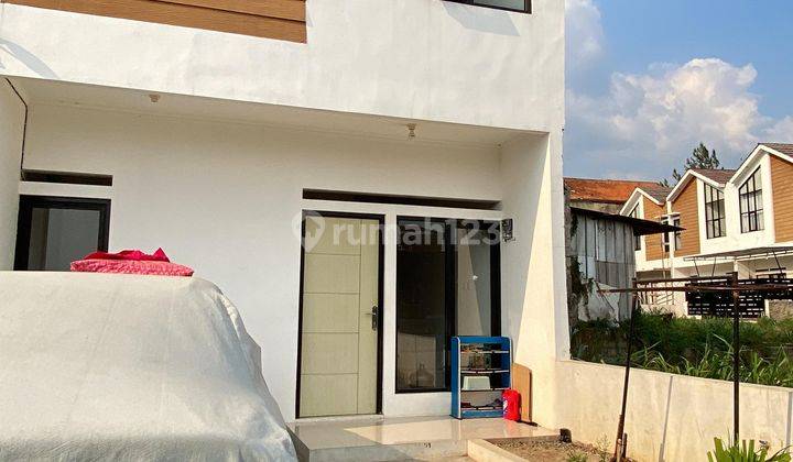 Rumah Minimalis 2 Lantai 500 Jutaan Deket Sindanglaya Bandung SHM 1