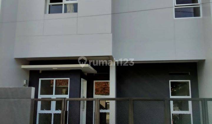 Rumah Siap Huni 2 Unit Cihanjuang Dekat Geger Kalong Bandung SHM 1