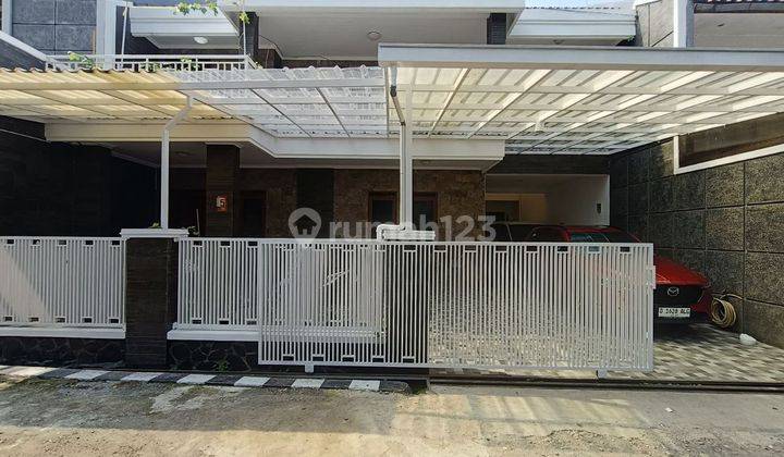 Rumah Bagus Terawat Luas Di Area Cigadung Dekat Ke Dago Bandung 1