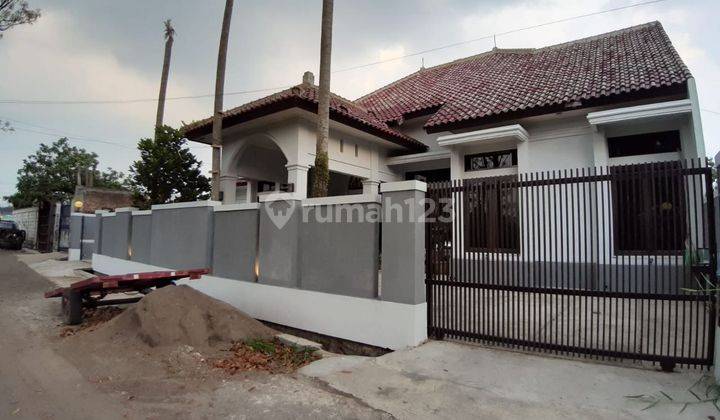 Rumah Bagus Terawat Luas Di Area Logam Buah Batu Kota Bandung SHM 1