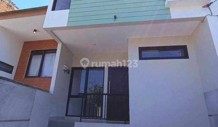 Rumah Bagus 2 Lantai Siap Huni Di Cihanjuang Sariwangi Bandung 1