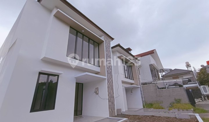 Rumah Siap Huni Di Perumahan Setiabudi Regency Isola Bandung SHM