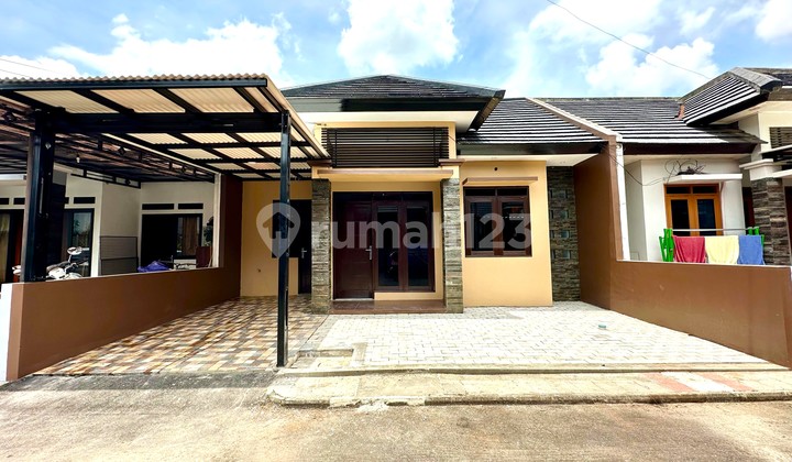 Rumah Di Cluster Cisaranten Endah Antapani Arcamanik Kota Bandung Rumah Di Cluster Cisaranten Endah Antapani Arcamanik Kota Bandung