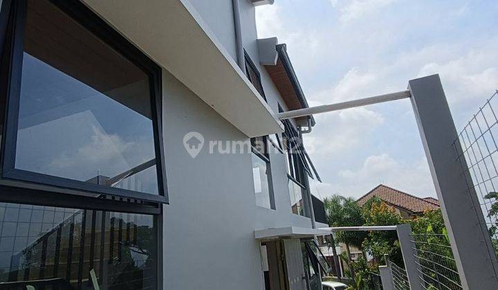 Rumah Baru Kontemporer Di Perumahan Exclusive Setiabudi Bandung 1