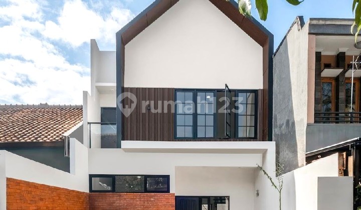 Rumah Scandinavian Siap Huni Antapani Tengah Kiaracondong Bandung