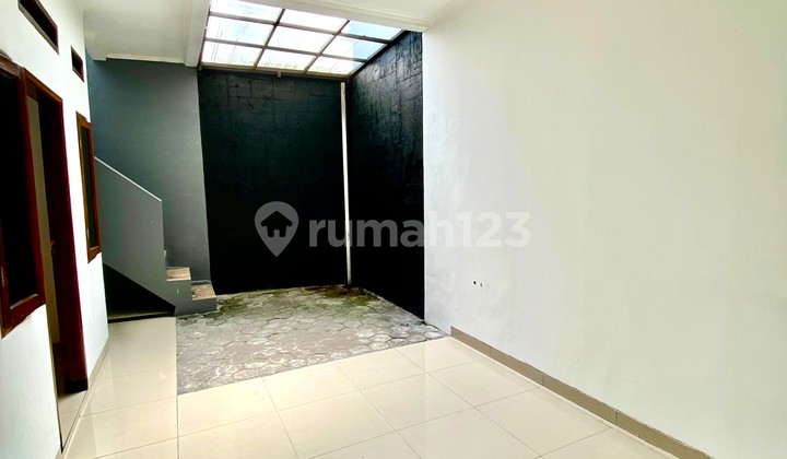 Rumah Bagus Strategis Di Batu Indah Batununggal Buah Batu Bandung 2