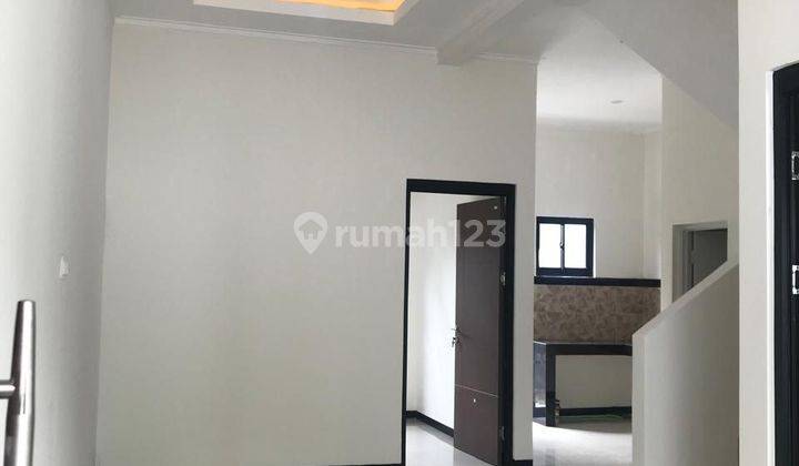 Rumah Baru Minimalis Di Komplek Gegerkalong Ciwaruga Bandung SHM 2