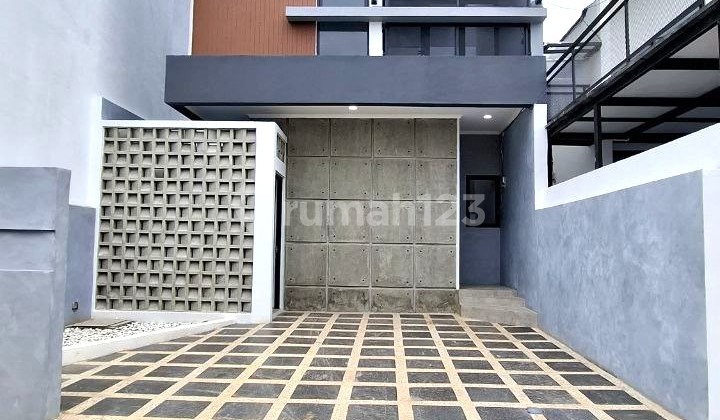Rumah Baru 2 Lantai di Jatihandap Dekat Terminal Cicaheum Bandung