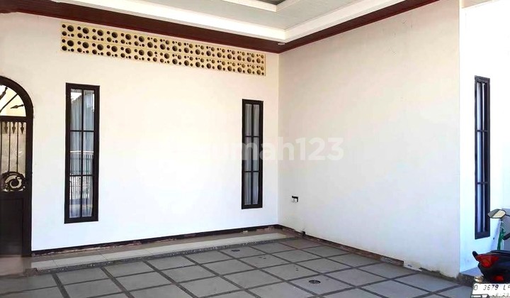 Rumah 1,5 Lantai Terawat Cipamokolan Riung Soekarno Hatta Bandung 2