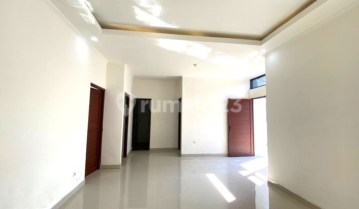 Rumah Bagus Siap Huni Komplek Permata Biru Cibiru Cinunuk Bandung