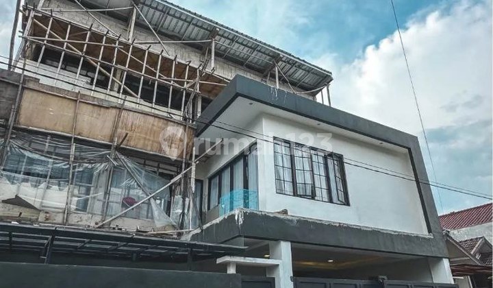 Rumah Mewah Di Komplek Exclusive Progres Siap Huni Cimahi Bandung Rumah Mewah Di Komplek Exclusive Progres Siap Huni Cimahi Bandung
