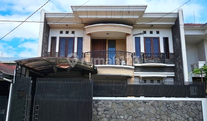 Rumah Di Komplek Strategis Taman Holis Indah Cigondewah Bandung Rumah Di Komplek Strategis Taman Holis Indah Cigondewah Bandung