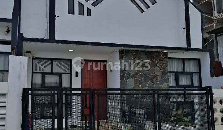 Rumah Baru di Jatihandap Dekat ke Terminal Cicaheum Bandung SHM
