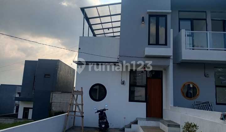 Rumah Baru Harga Promo Dekat Mainroad Cihanjuang Lembang Bandung