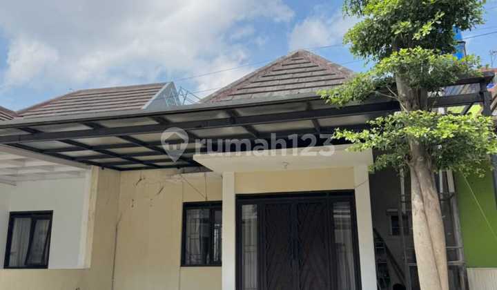 Rumah Bagus Minimalis di Griya Caraka Cingised Cisaranten Bandung