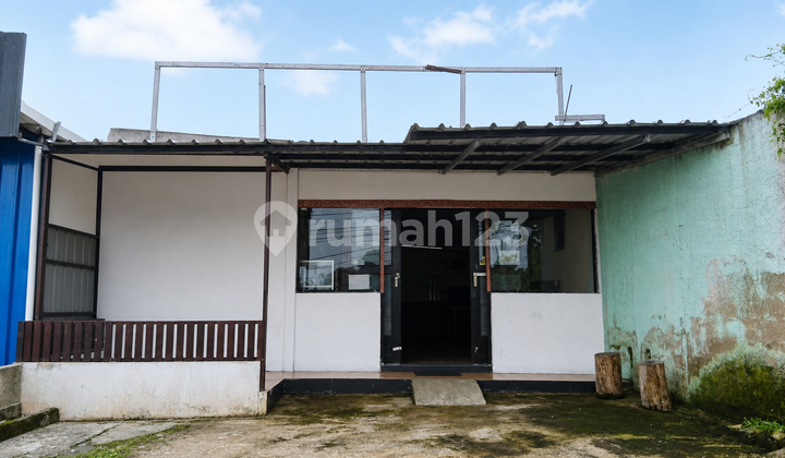 Business Space on Mainroad DPRD Building in Cilame Ngamprah, West Bandung