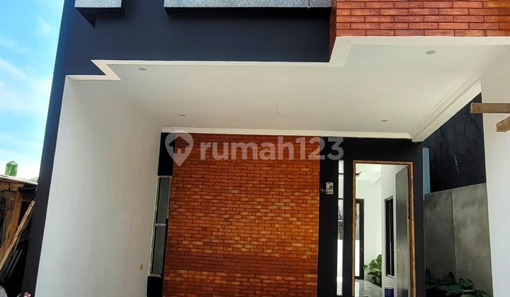 New House In Cibodas Cluster Antapani Near Cisaranten Bandung