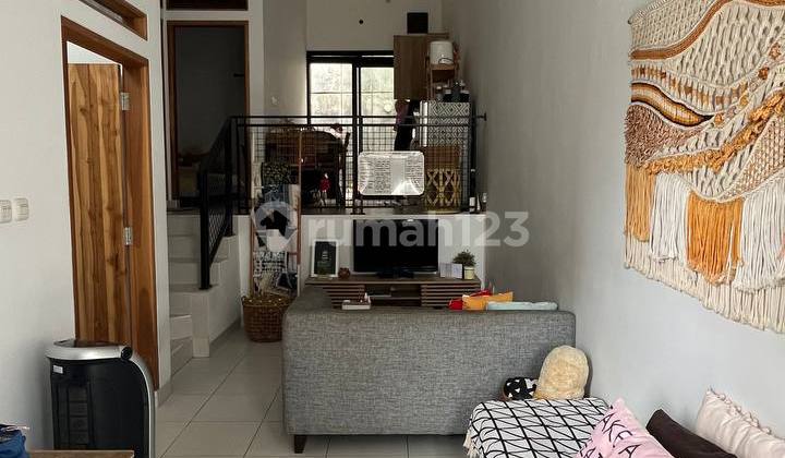 Rumah Modern Minimalis di Cisaranten Kulon Arcamanik Kota Bandung 2