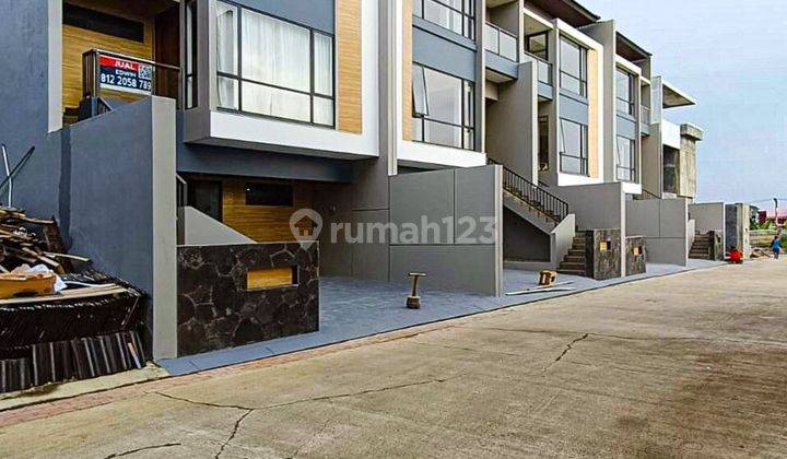 Rumah Baru Modern Kawasan Komplek Setra Duta Dekat Bandung Utara 2