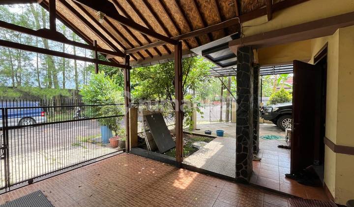 Rumah Hook Komplek Parakan Mas Antapani Bandung 2