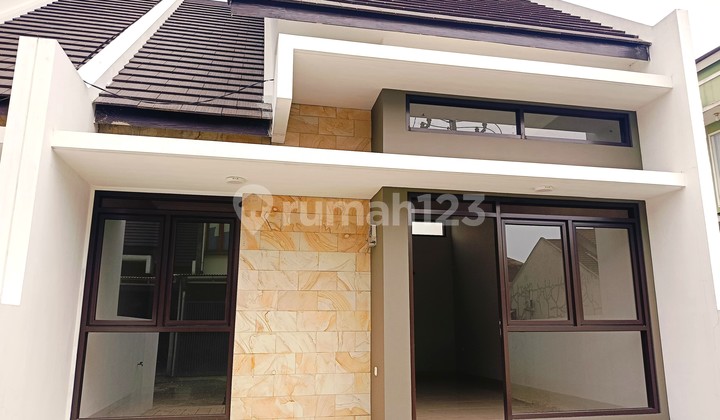 Rumah Siap Huni Bisa KPR Di Cikoeng Logam Buah Batu Bandung SHM