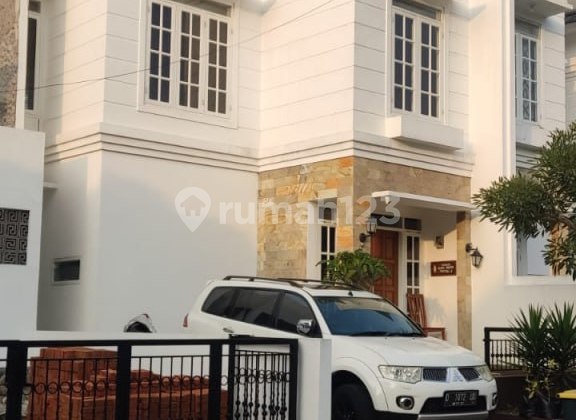 Rumah American 2 Lantai Di Pasir Impun Mandalajati Atas Bandung Rumah American 2 Lantai Di Pasir Impun Mandalajati Atas Bandung