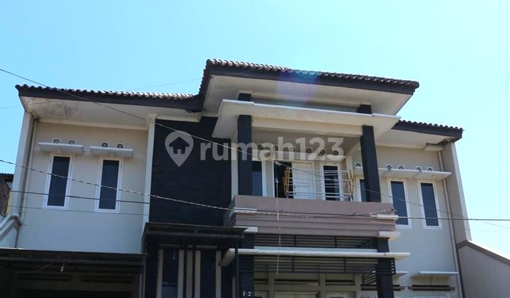 Rumah Bagus 2 Lantai Komplek Strategis Kota Garut BU Negotiable Rumah Bagus 2 Lantai Komplek Strategis Kota Garut BU Negotiable