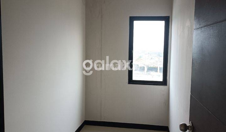 Apartemen Baru Gress 2Br di Amega Crown dekat ke bandara Juanda International, RS Mitra Keluarga 2