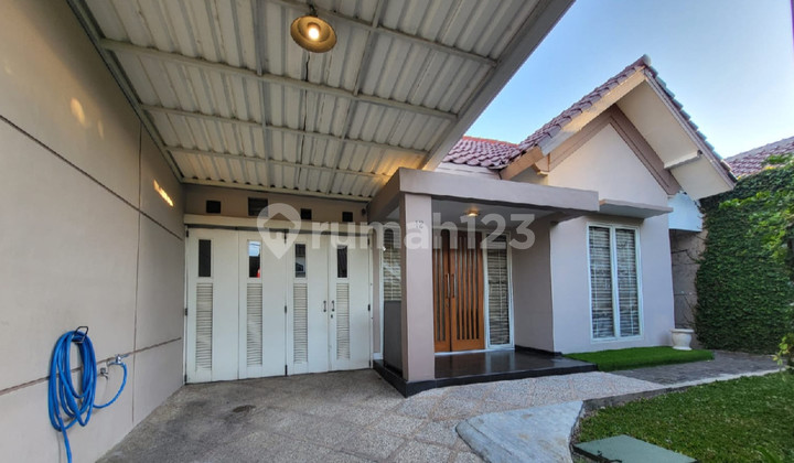 Harga turun. Rumah Besar 2 Lantai Siap Huni di Delta Sari Baru - Hadap Utara Harga turun. Rumah Besar 2 Lantai Siap Huni di Delta Sari Baru - Hadap Utara