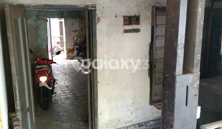 Hitung tanah Rumah Usaha Perlu Renovasi di 0 Raya Porong. Bentuk hokky ngantong. Hitung tanah Rumah Usaha Perlu Renovasi di 0 Raya Porong. Bentuk hokky ngantong.