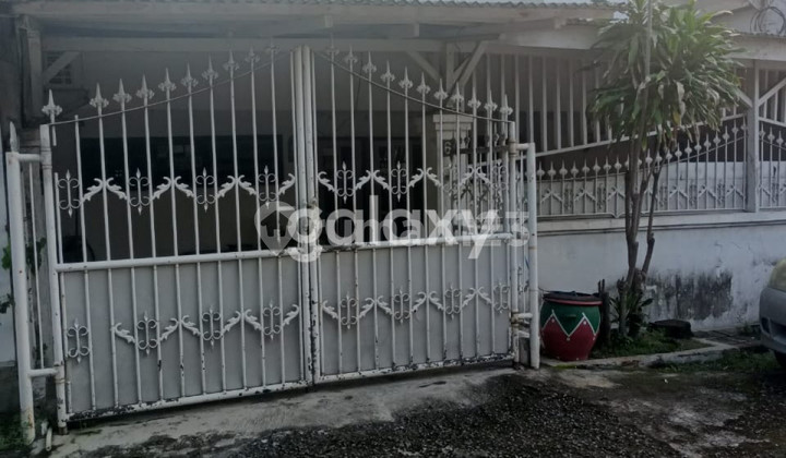 Rumah Hitung Tanah Karang Empat Timur Surabaya 6,5 Juta Permeter