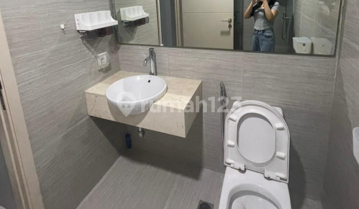 Luxury Living La Riz - 2BR Furnished 37th Floor, Mountain View 2