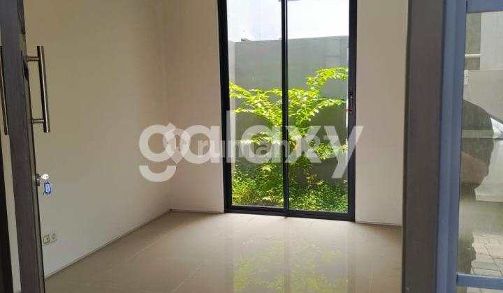 Rumah Amesta Living Surabaya 2 Lantai Hadap Selatan 2