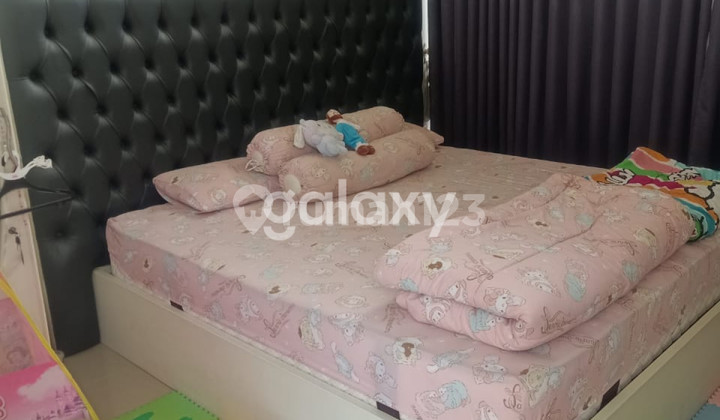 Langka! Rumah Taman Dayu dengan Akses Kolam Pribadi Cluster 2
