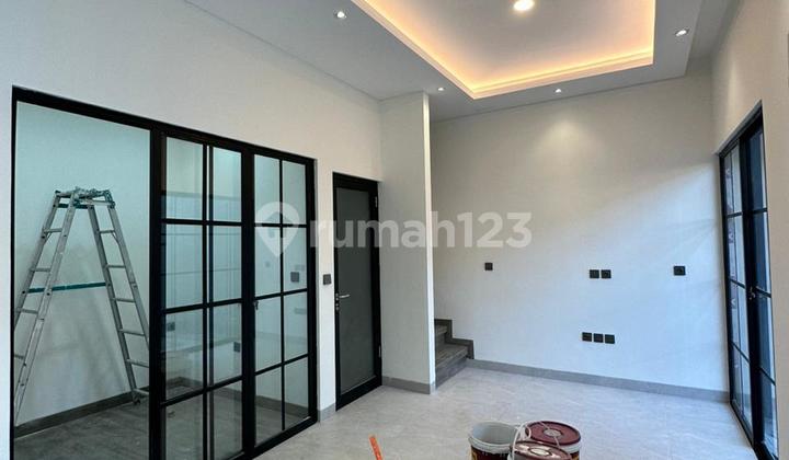 Dijual Rumah Custom 3 Lantai Di Meruya Utara Jakarta Barat 2