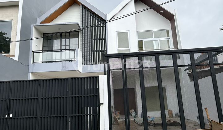 Rumah Custom 2 Lantai Tepi Jalan Cocok Usaha Meruya Utara Jakarta 2
