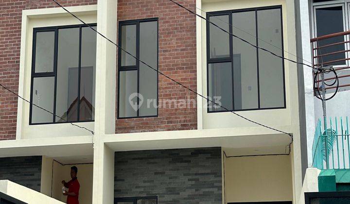 Dijual 2 Unit Rumah Modern 2 Lt Siap Huni April 2024 Meruya Utara 1